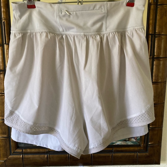 Spanx Get moving Skort in White/Gray Size Lg. - Picture 4 of 8